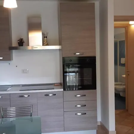 Apartment Con Giardino E Uso Piscina *