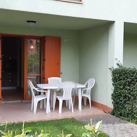 Con Giardino E Uso Piscina * Aprilia Marittima